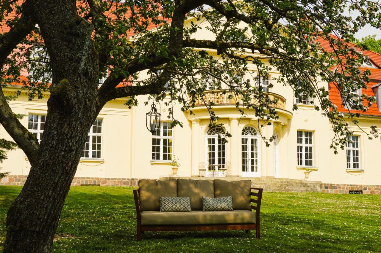 Gutshaus Gevezin Homestay Blankenhof